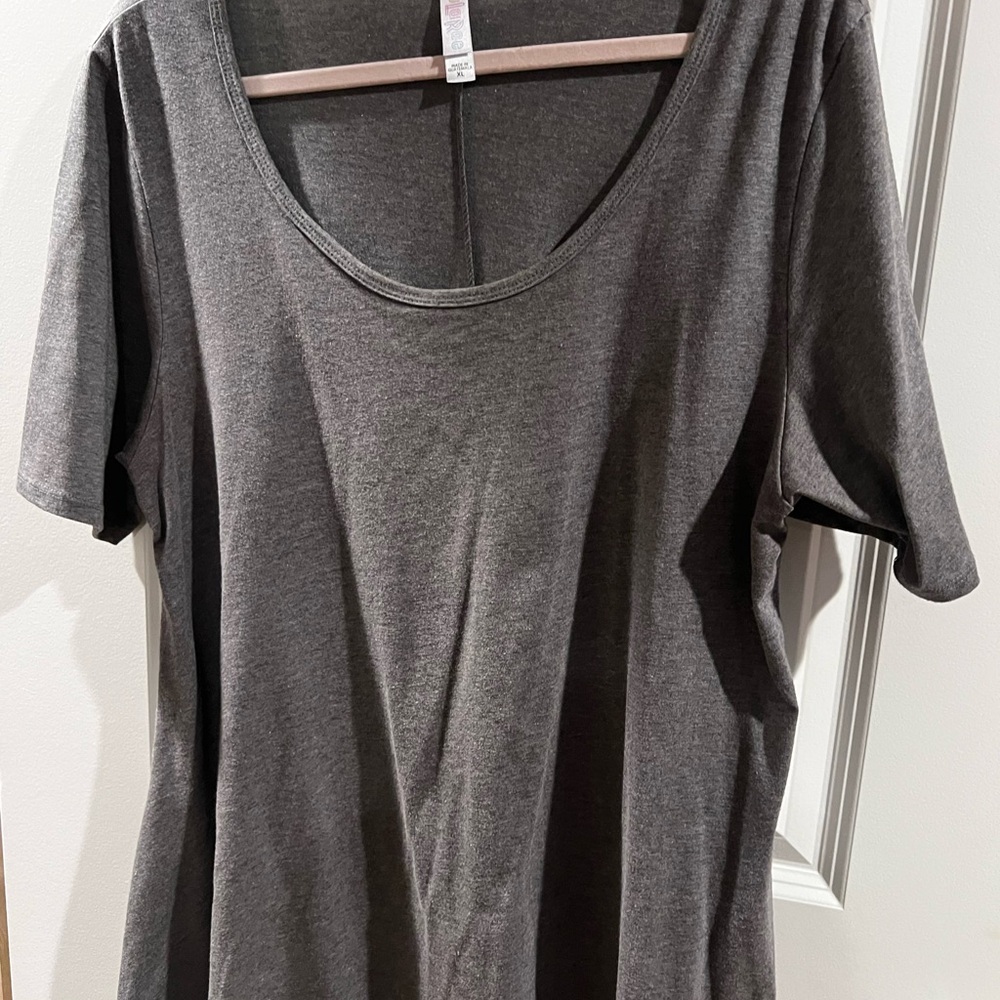 LuLa Roe Women’s Scoop Neck Short Sleeve Top - Charcoal Gray